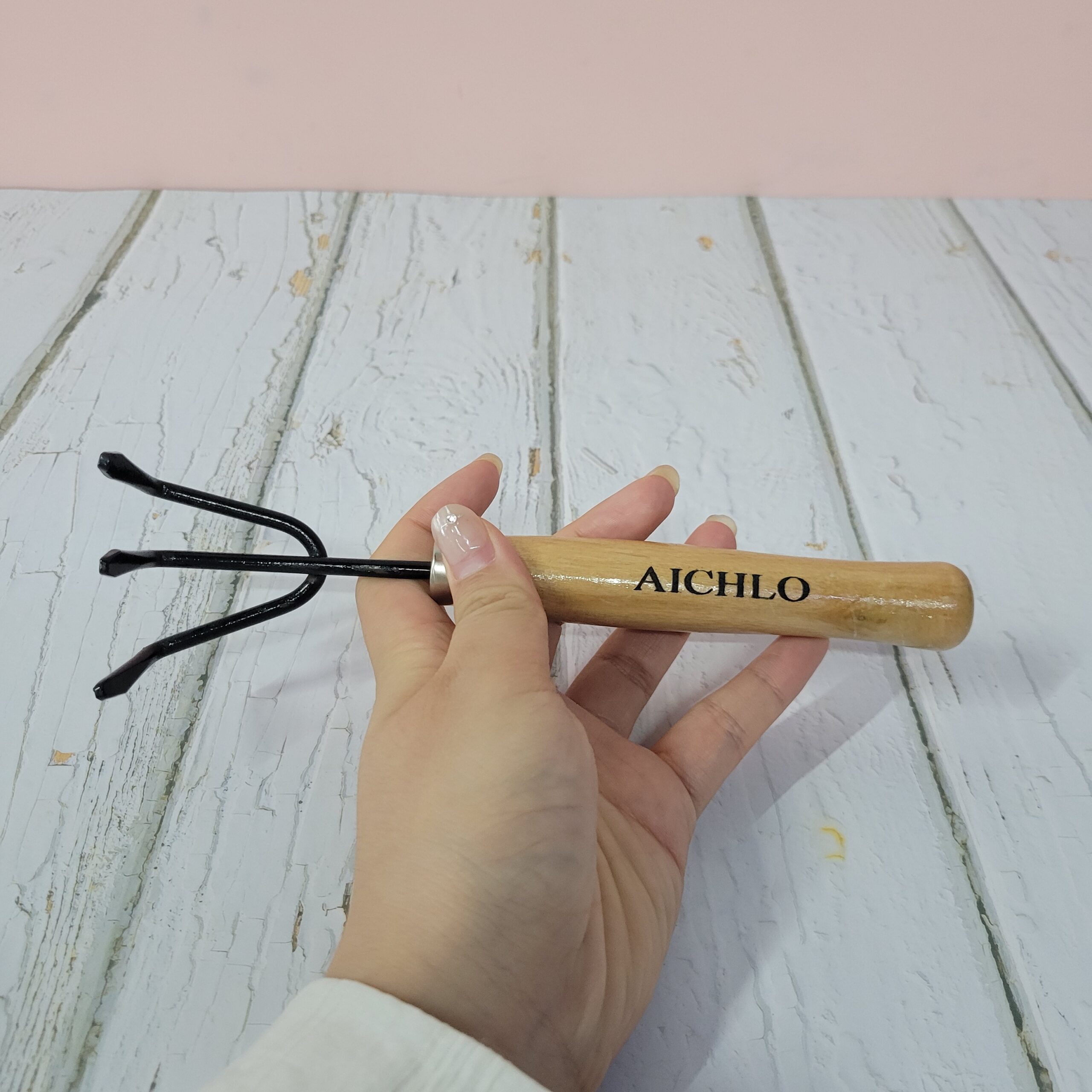 Gardening tools, namely, weeding forks Gardening tools, namely, weeding forks
